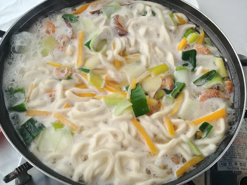 남매포차 칼국수2