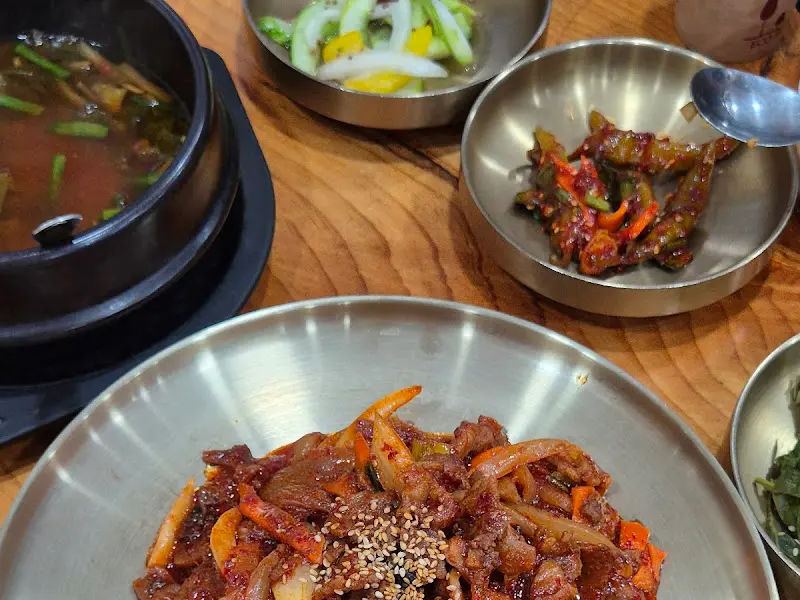 어수리나물밥 정식 한 상 차림