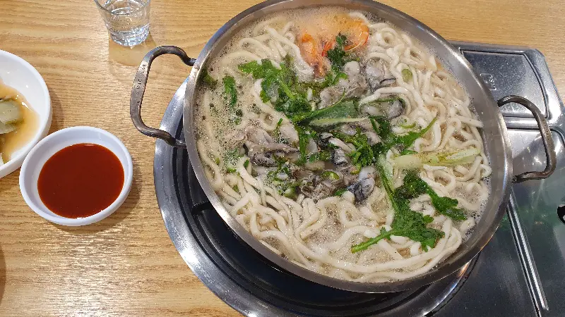 해물칼국수