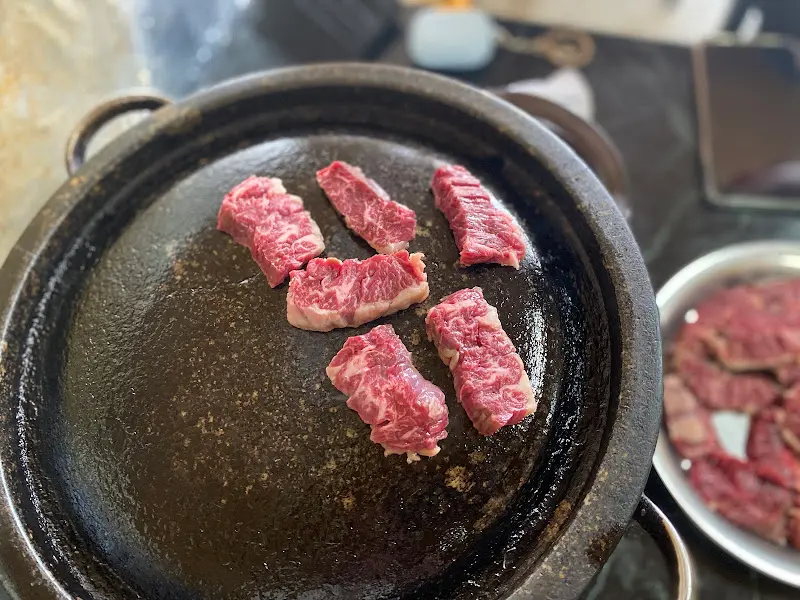 불판 위에서 익어가는 안창살