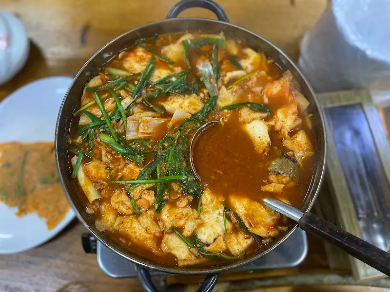 푸짐한 매운탕 한 상차림