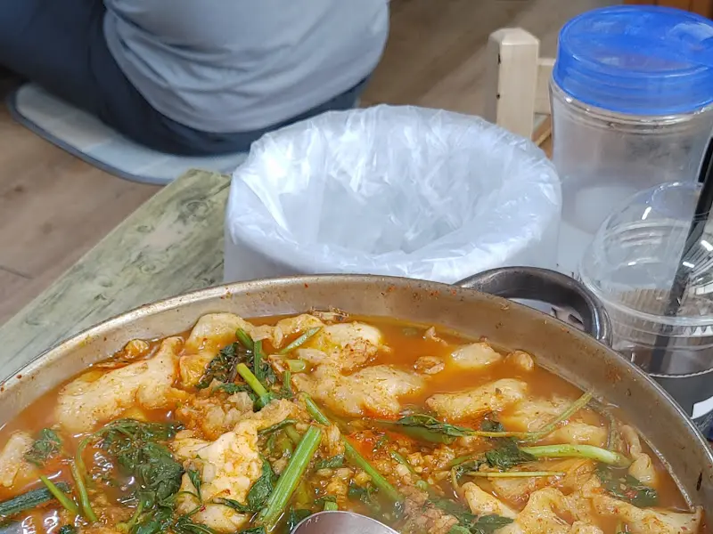 보글보글 끓는 매운탕