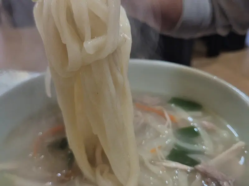 닭칼국수 면발
