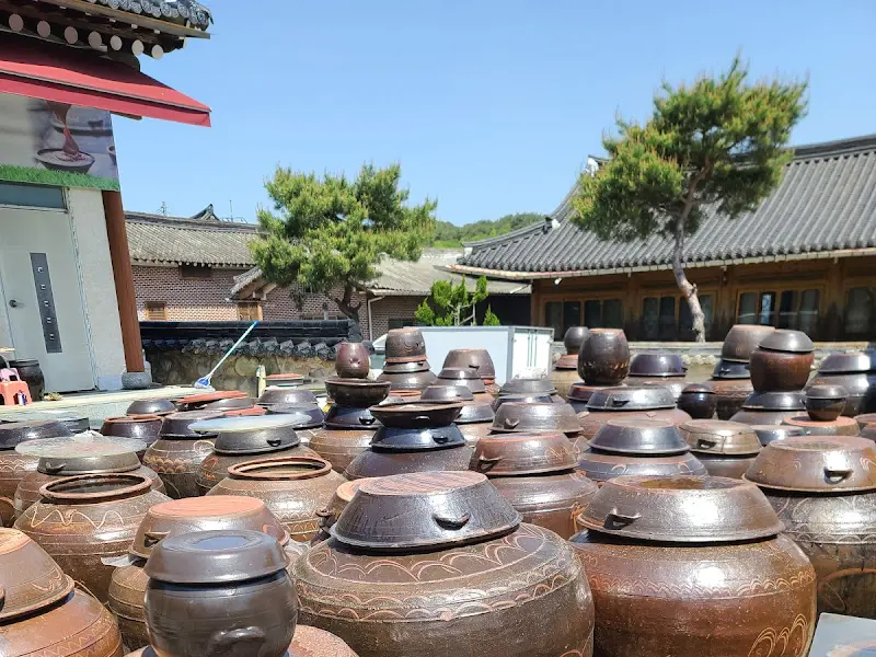 더 많은 옹기들