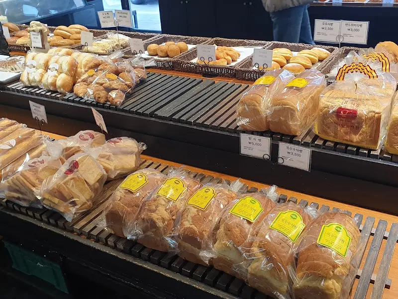 다양한 빵들