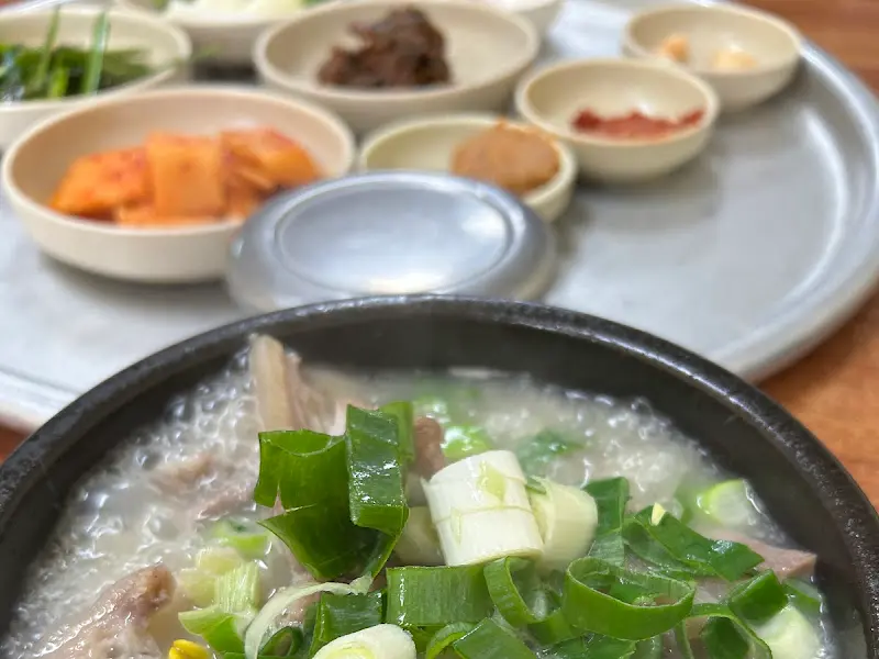 머리국밥과 반찬