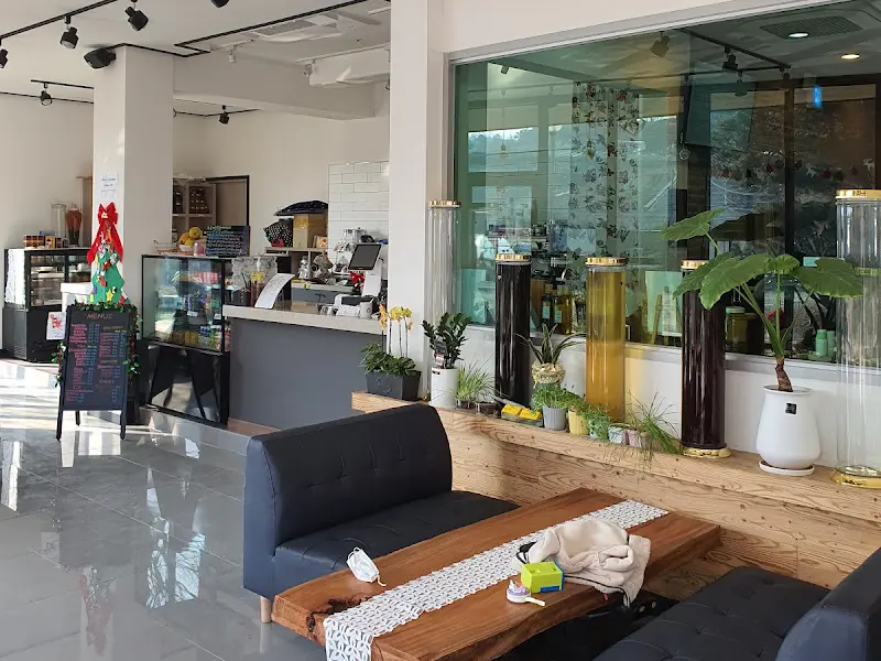 카페같은 내부 인테리어