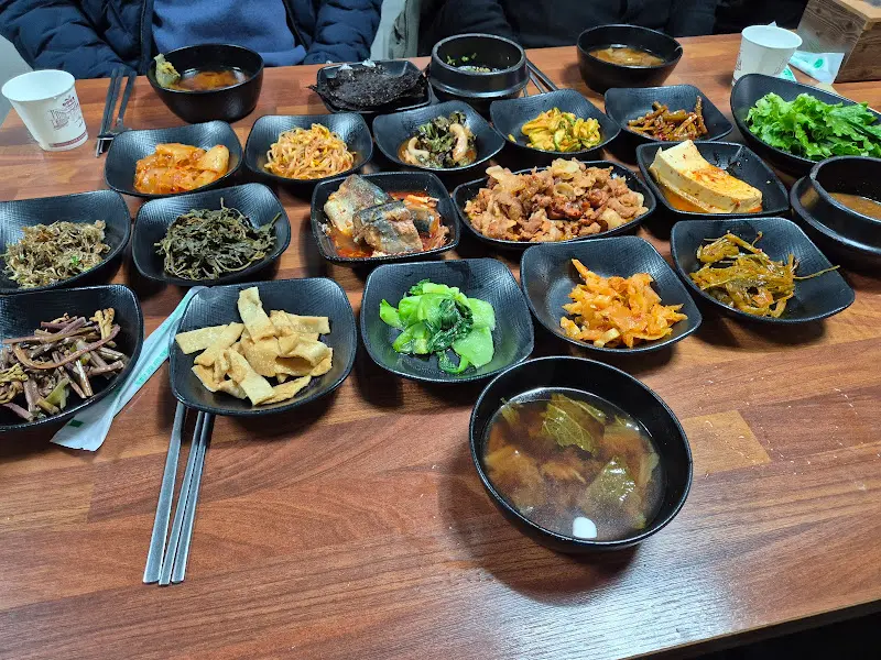 푸짐한 반찬 한 상 차림