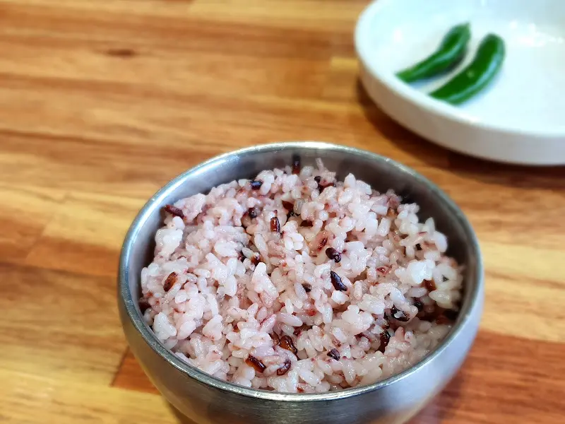 흑미가 섞인 밥
