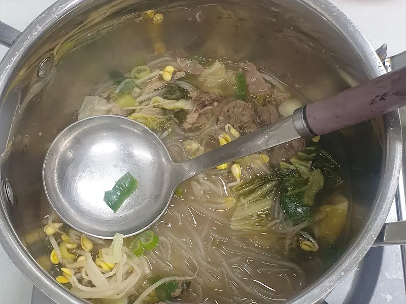 냄비에 담긴 해장국