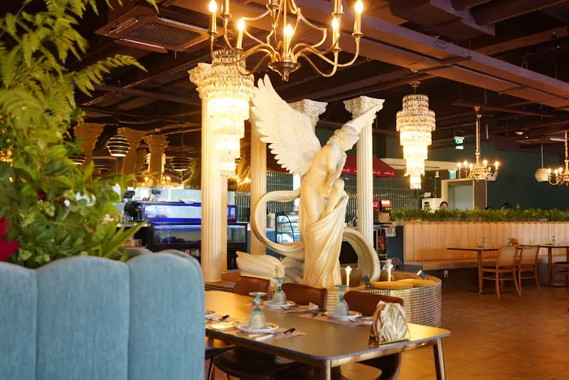 어나더키친 어나더레벨 내부 인테리어