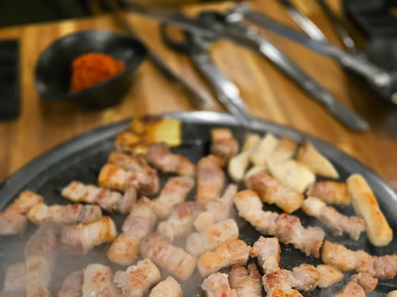 돈미소 고기굽기