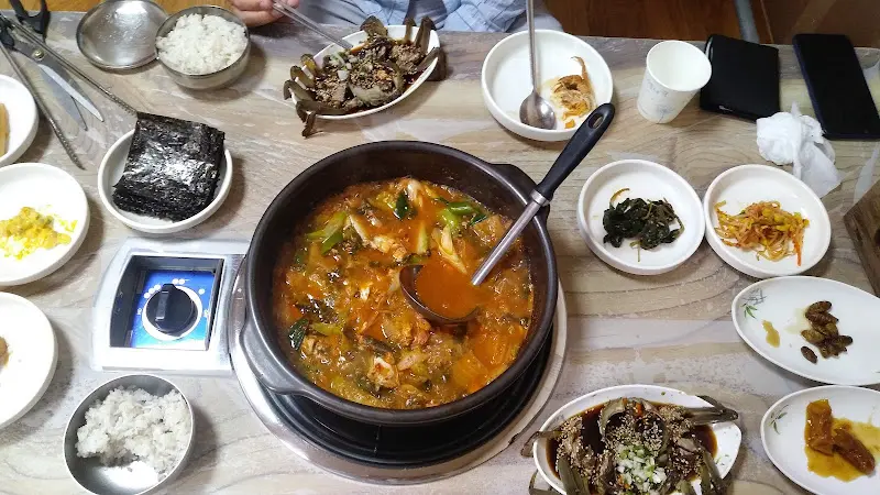 참게장 정식 한상차림