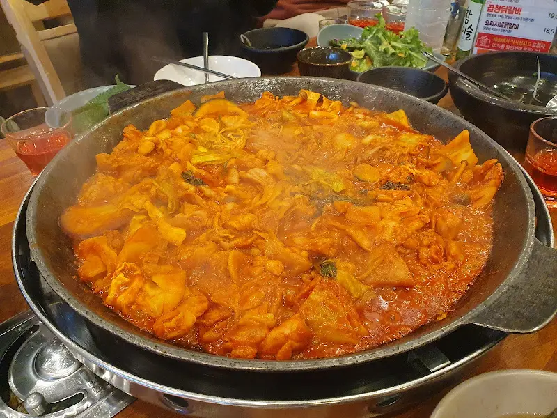 닭갈비 익어가는 모습