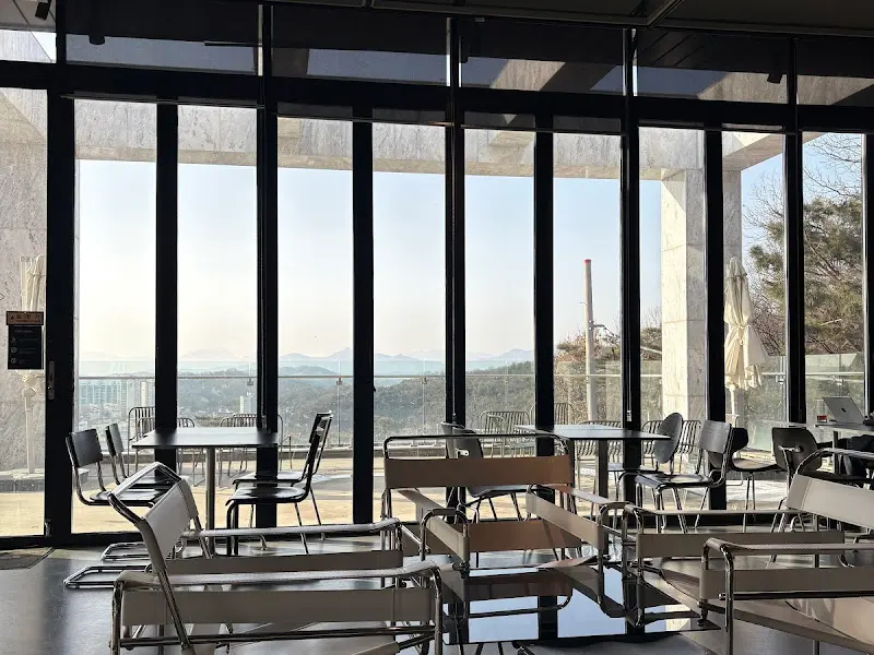 키스톤 스피시즈 내부 좌석