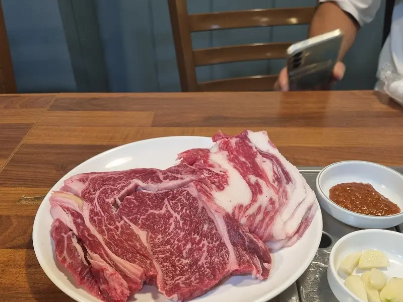 고기 한 상 차림