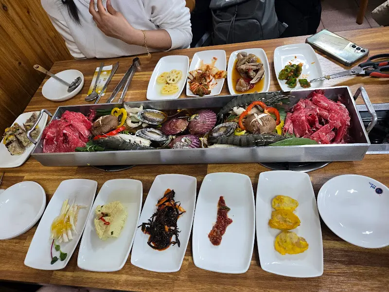 푸짐한 해산물 한 상