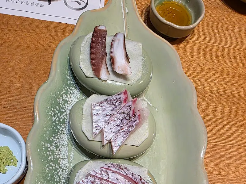 신선함이 살아있는 모듬회