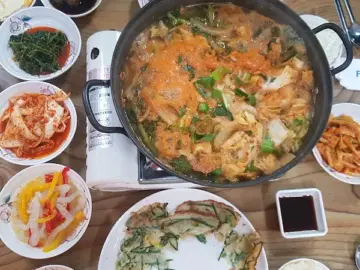 오늘 저녁, 김씨네에서 쭈꾸미 샤브샤브 어때? 파주 자연산 맛집 기행