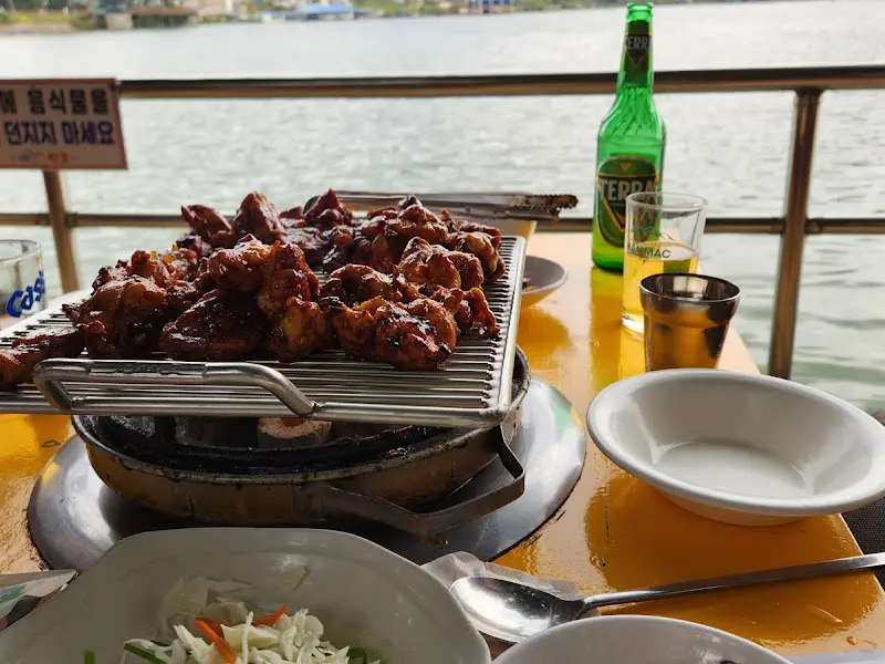 닭구이와 술 한 잔