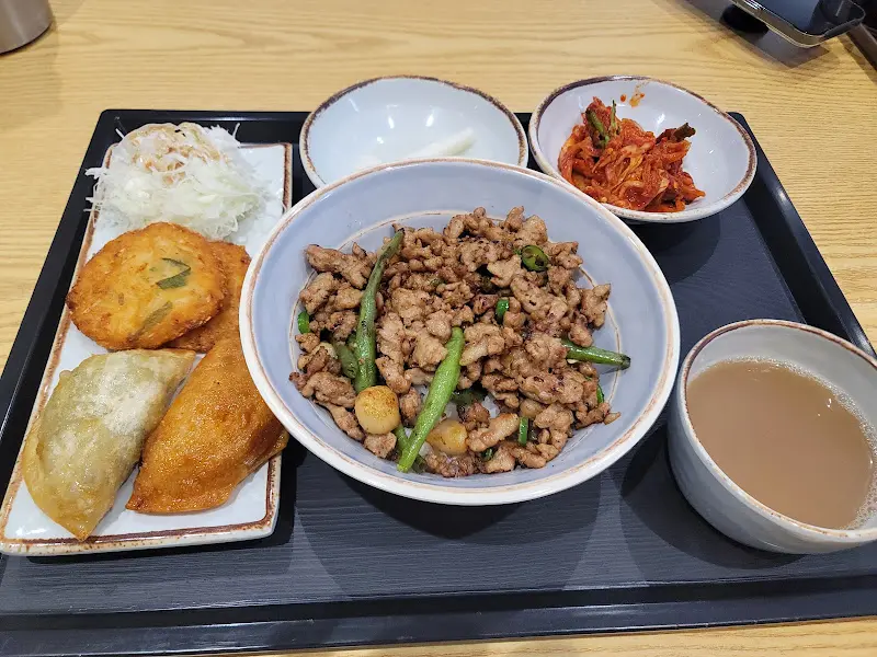 고기 덮밥 비주얼