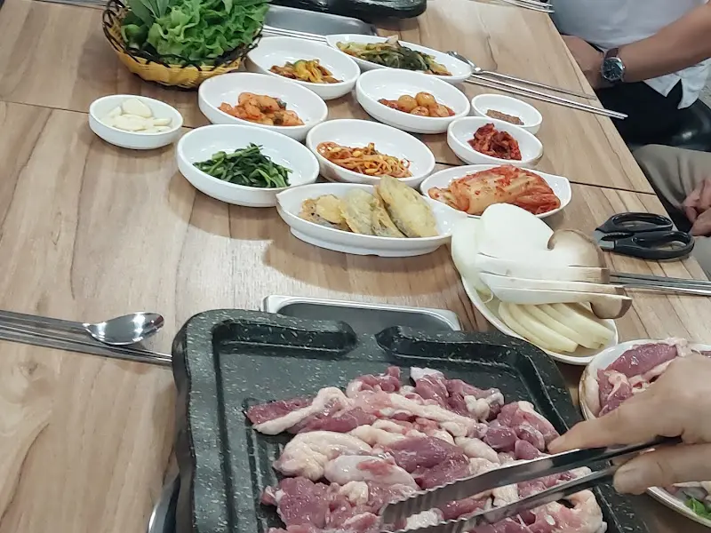 오리로스구이와 밑반찬