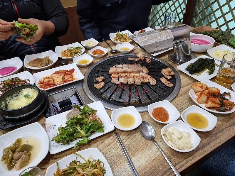 푸짐한 한상차림