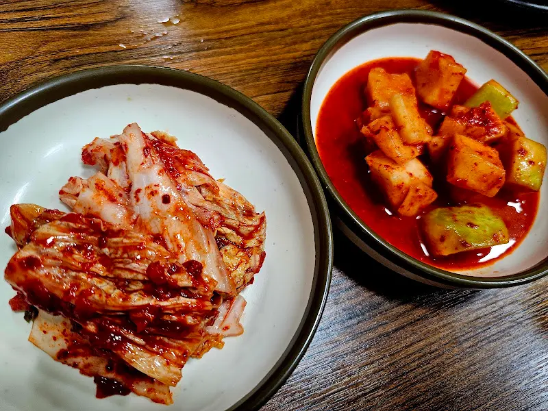 명랑식당 김치와 깍두기