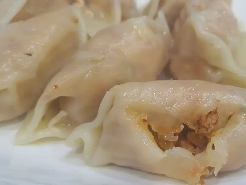 약수터 김치만두