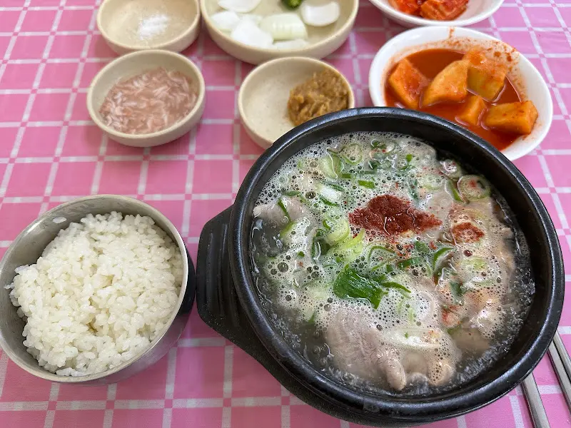한일순대국밥 (내장+머리)