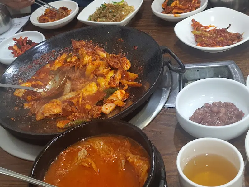 약수터 오삼불고기