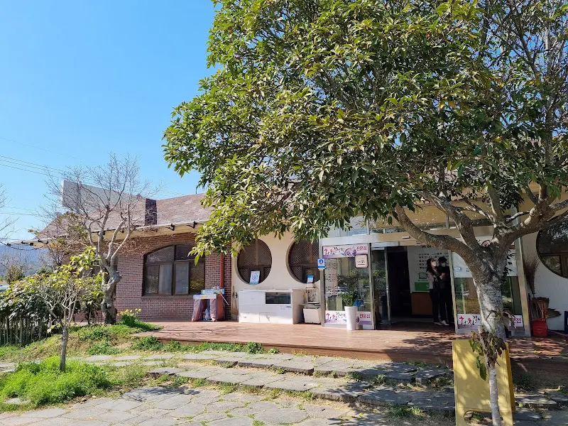 목삼정 외부 모습