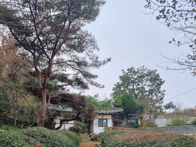 춘향골의 정갈한 외관