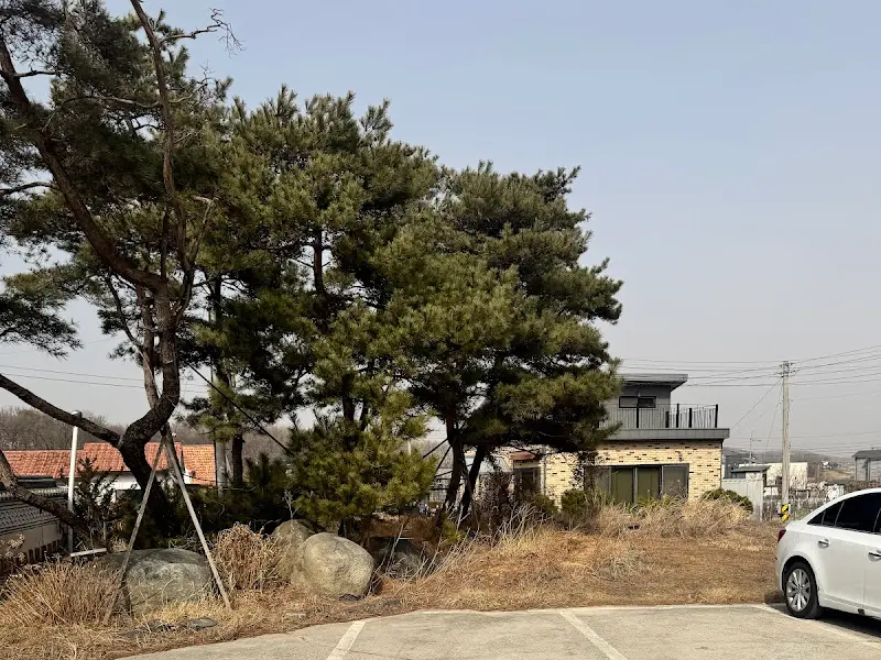 넓은 주차 공간