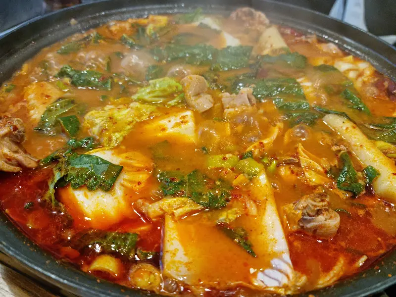 푸짐한 곱도리탕