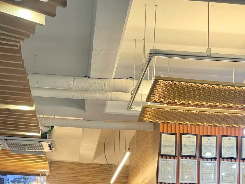 밥잘하는집 내부 인테리어