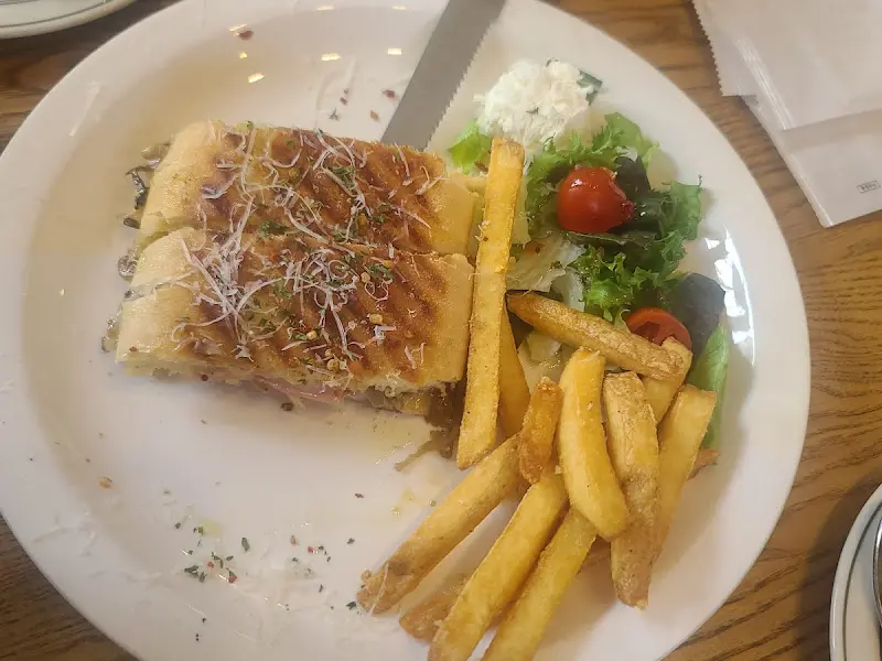 시그니처 파니니