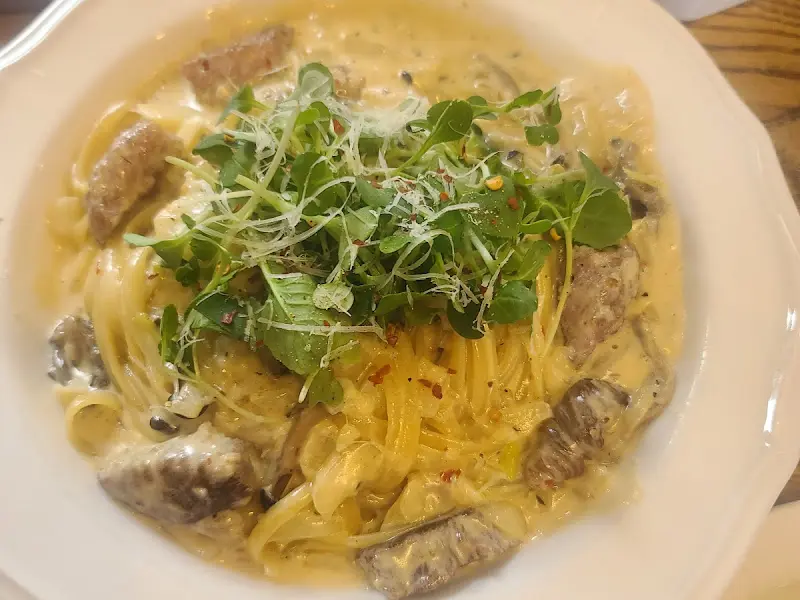 비프 크림 파스타