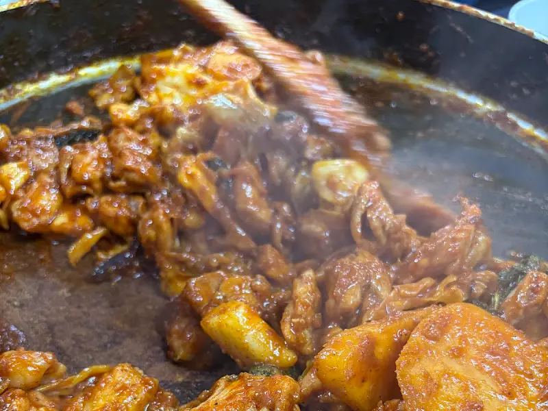 닭갈비 익어가는 모습