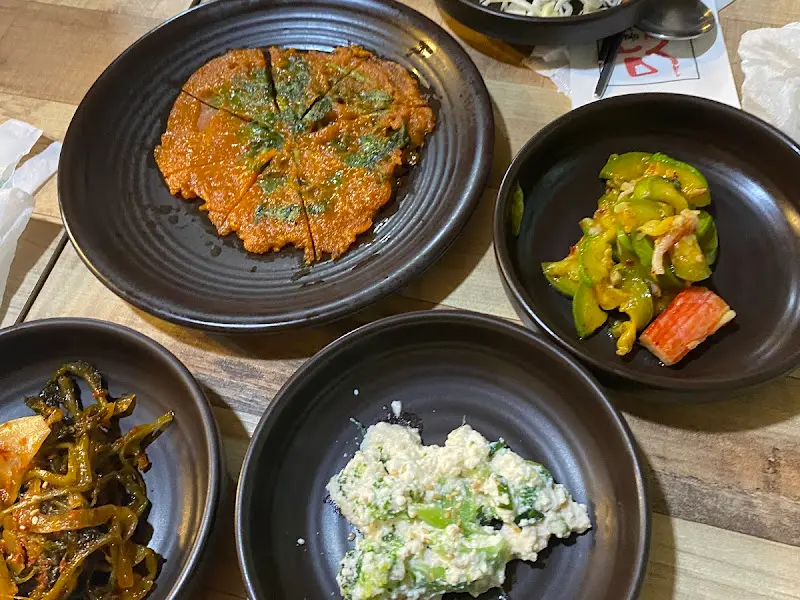 정갈한 반찬들의 모습