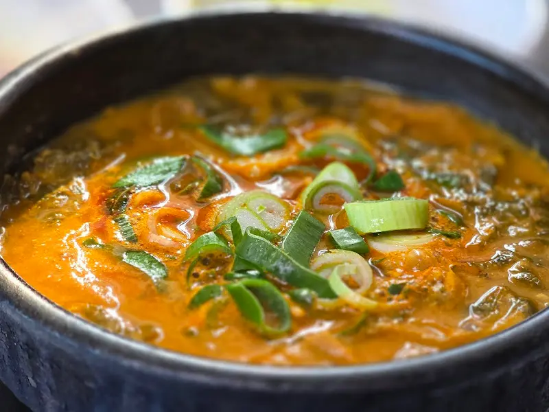 뚝배기에 담긴 짱뚱어탕