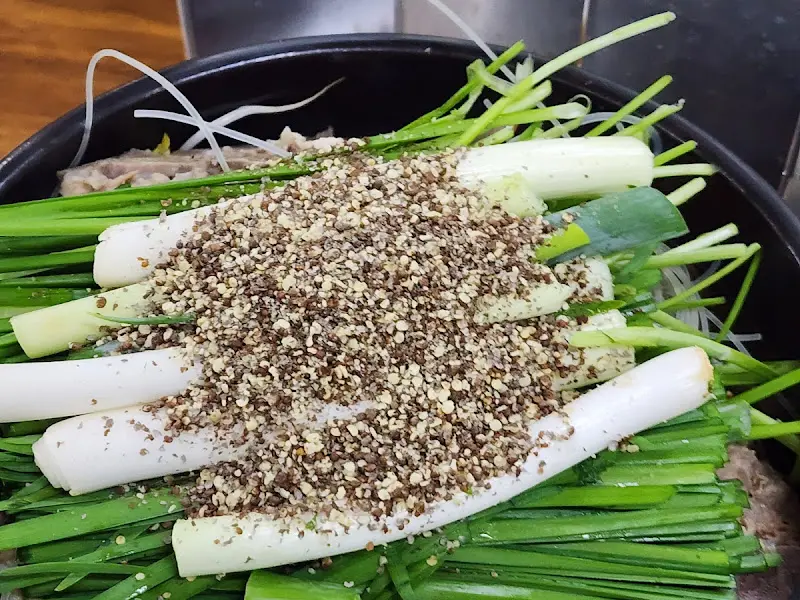 왕뚝배기감자탕의 푸짐한 비주얼