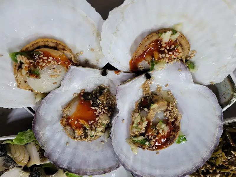 맛있는 냉삼 한 상 차림