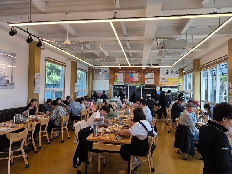 더자반 내부 모습