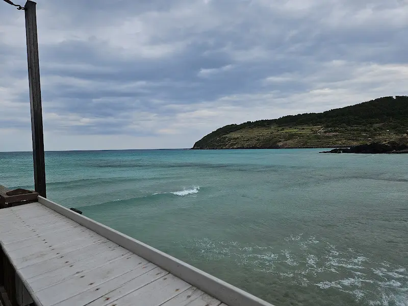 델문도 테라스 좌석