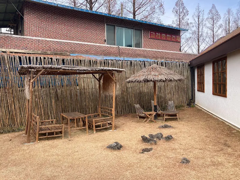 마요르카 카페 야외 테이블