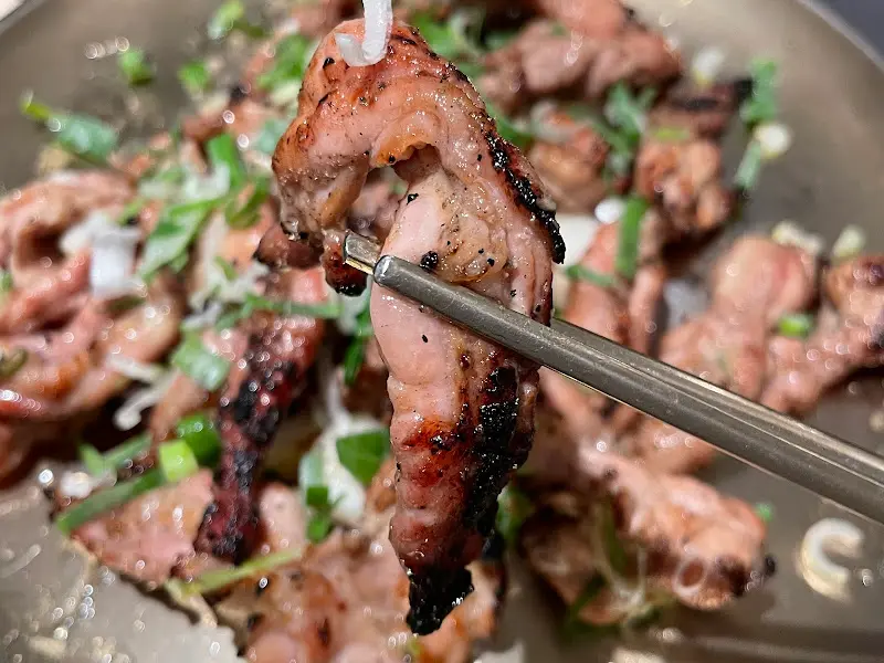 닭목살 숯불구이