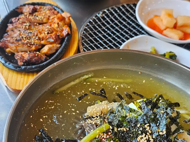 닭갈비와 막국수 세트