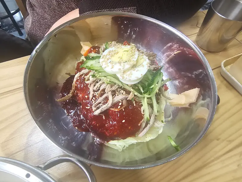 비빔밀면