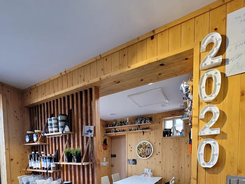 카페 내부 장식